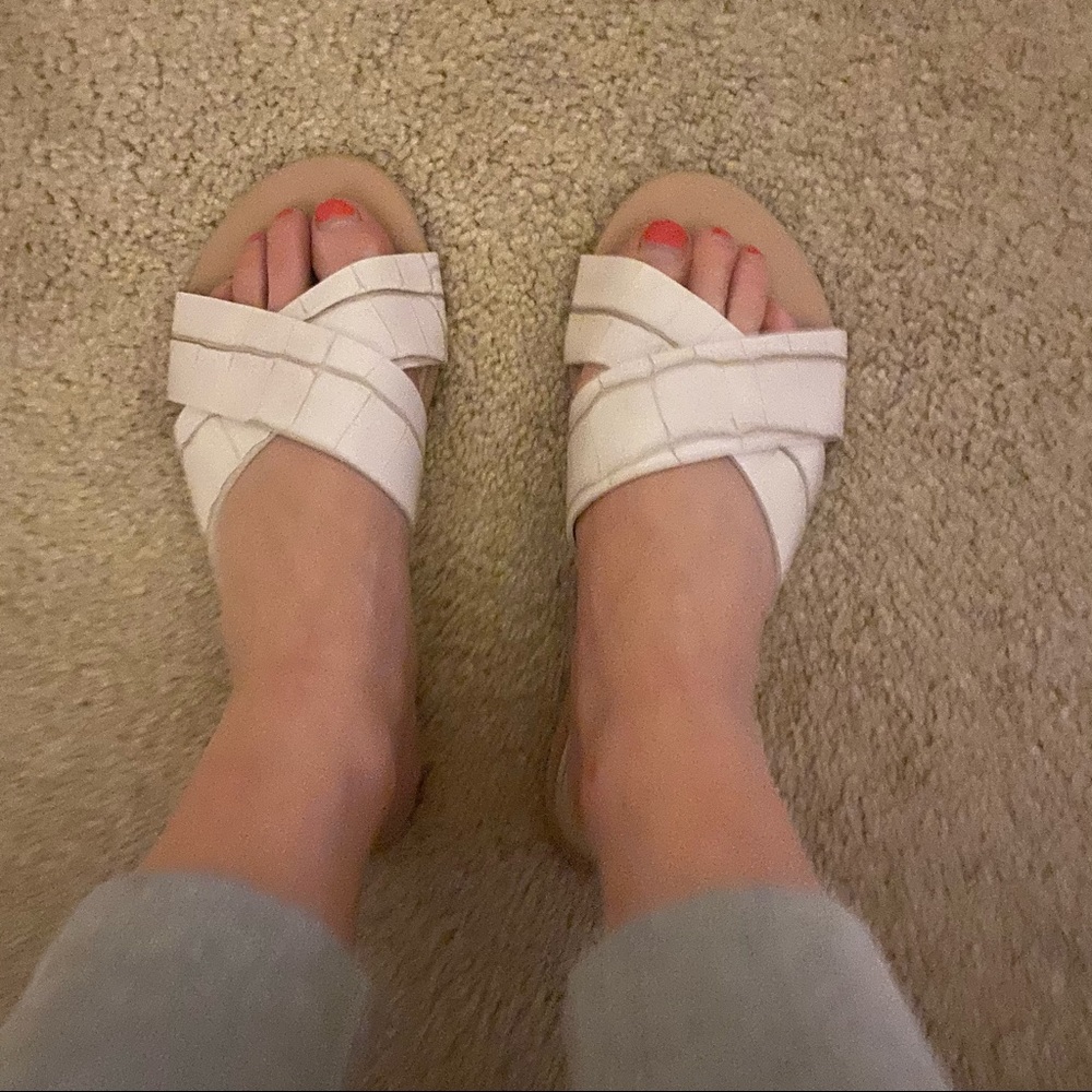 Abercrombie Crocodile Sandals size ⅞